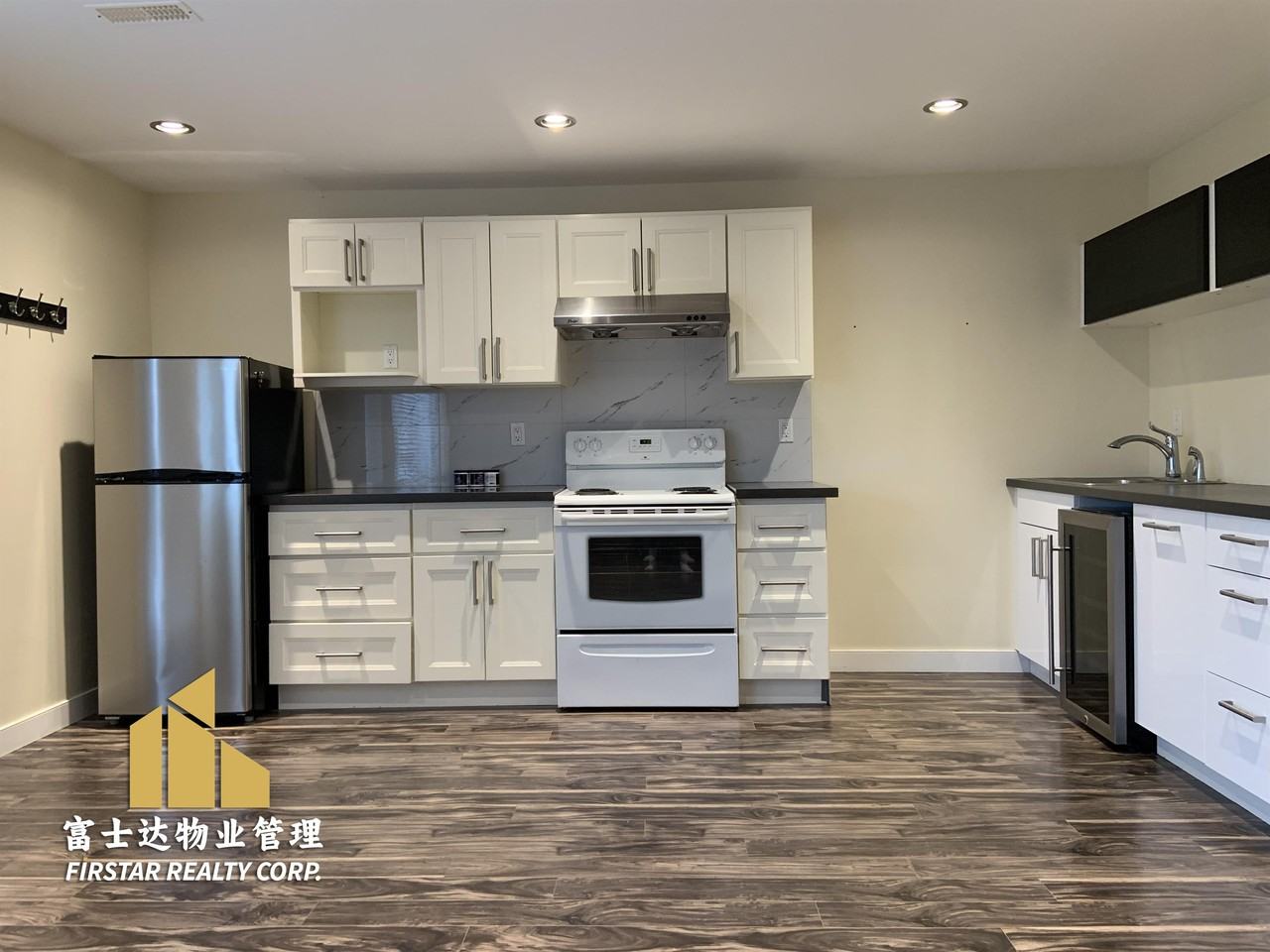 3386 Highland Dr #BS - Photo 3 of 11