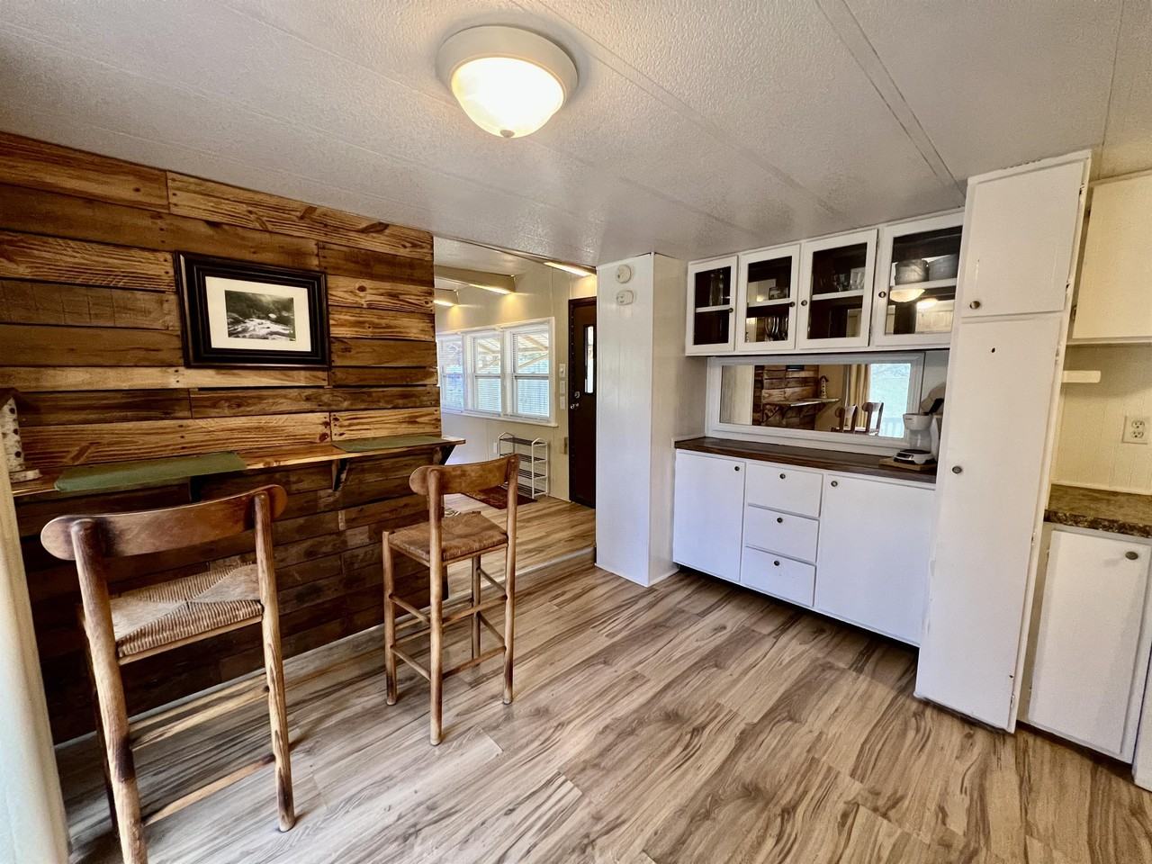 27 Mandalay Dr #1 - Photo 6 of 14