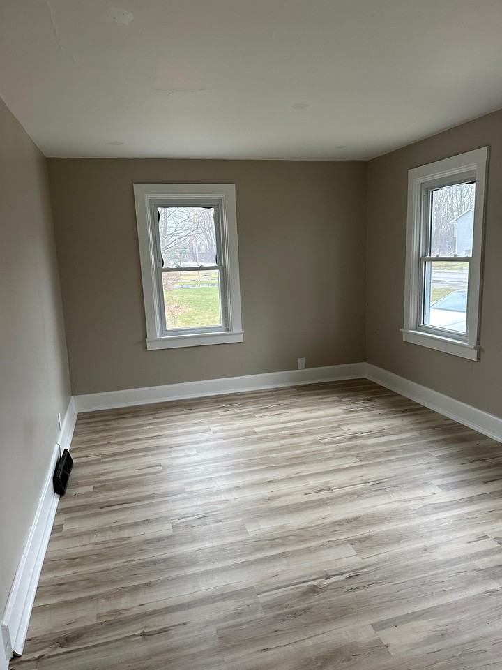962 Lakeview Dr #1 - Photo 6 of 21