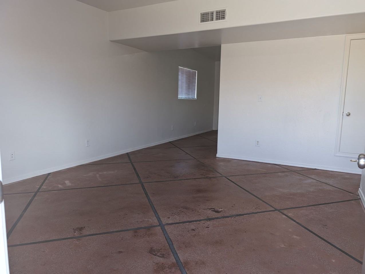 RI4092 - Photo 3 of 18