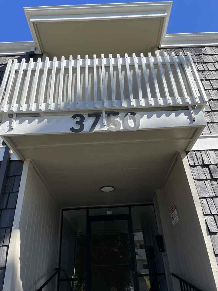 LUXURY LIVING AT AN AFFORDABLE PRICE - Photo 4 of 7