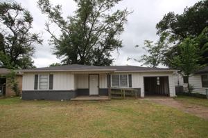 featured image of 2327 Plume Dr