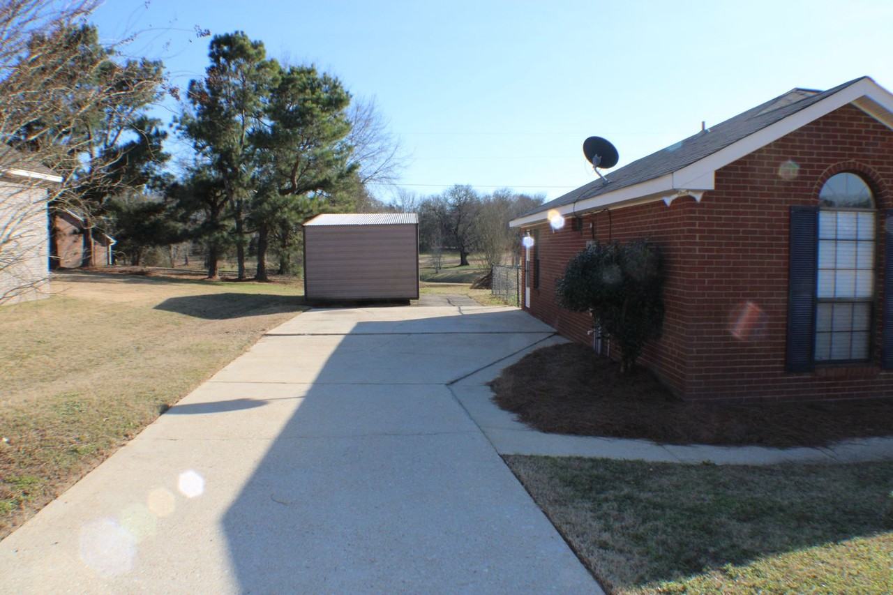 14 Willow Oak Dr - Photo 2 of 24