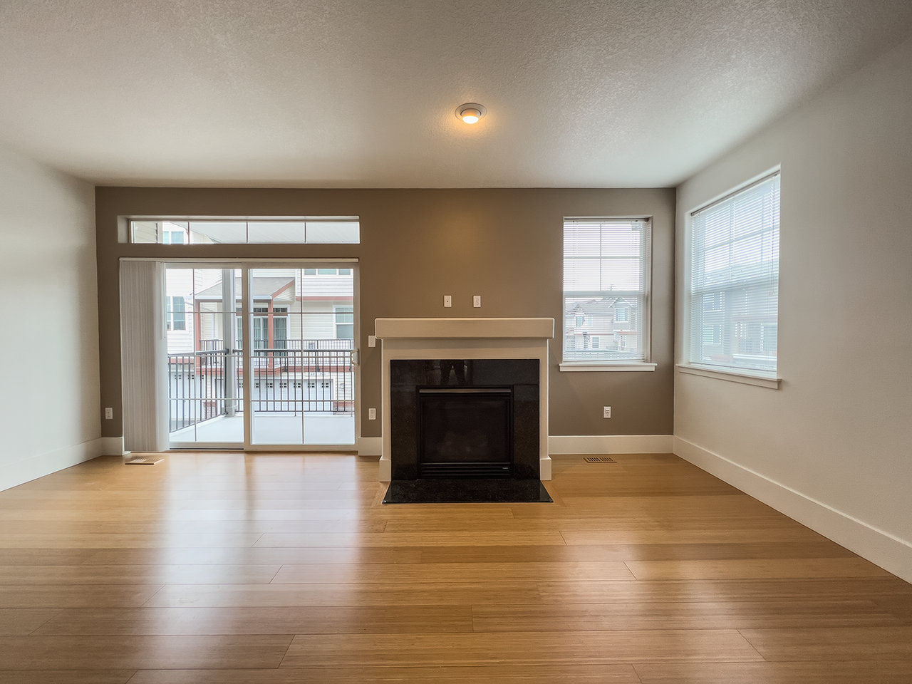 730 Nw 118th Ave #101 - Photo 7 of 37