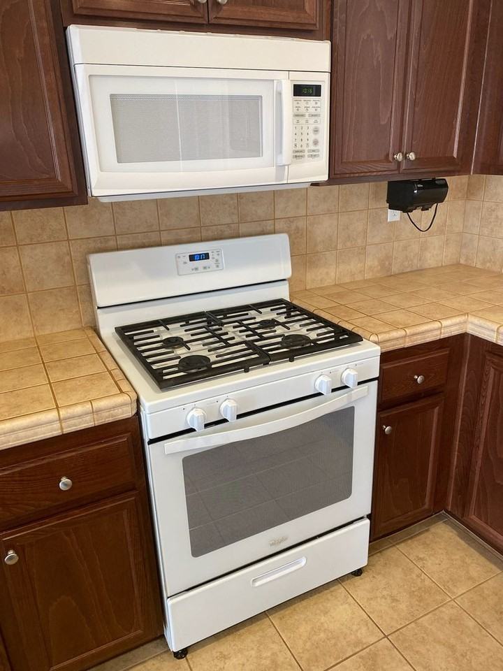 467 Descanso Bay Ct - Photo 4 of 21