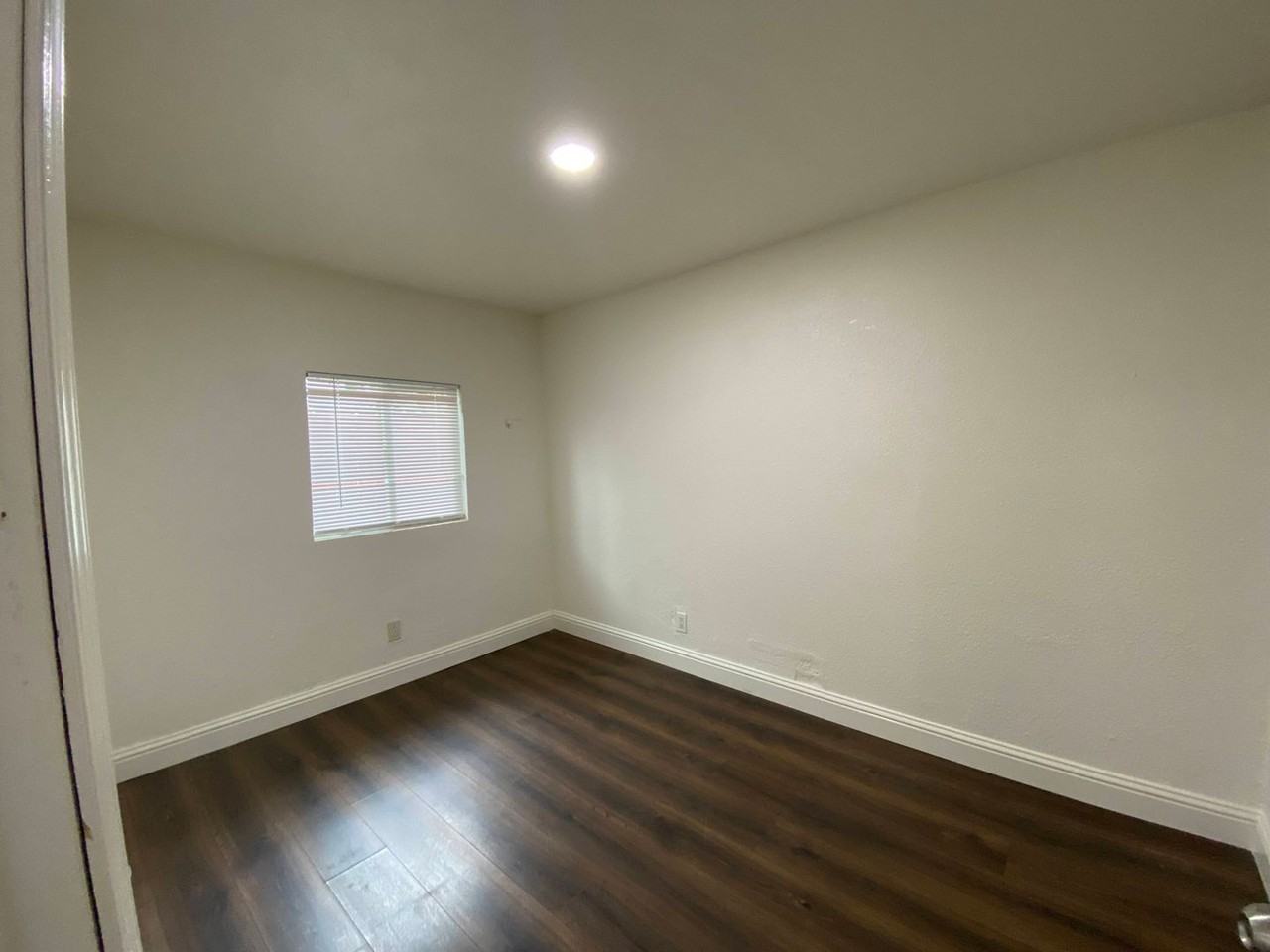462 Delhi Ave - Photo 7 of 11