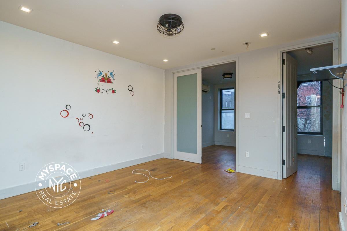 1631 Saint Johns Pl #2F - Photo 4 of 13