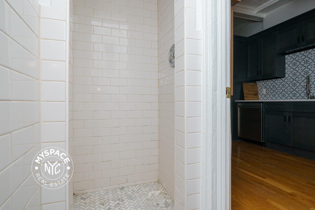 292 Van Brunt St #1 - Photo 7 of 9