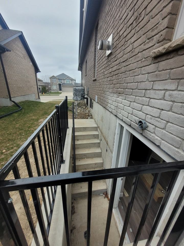 413 Zeller Drive - Photo 3 of 14