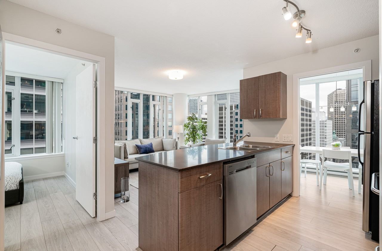 610 Granville Street - Photo 5