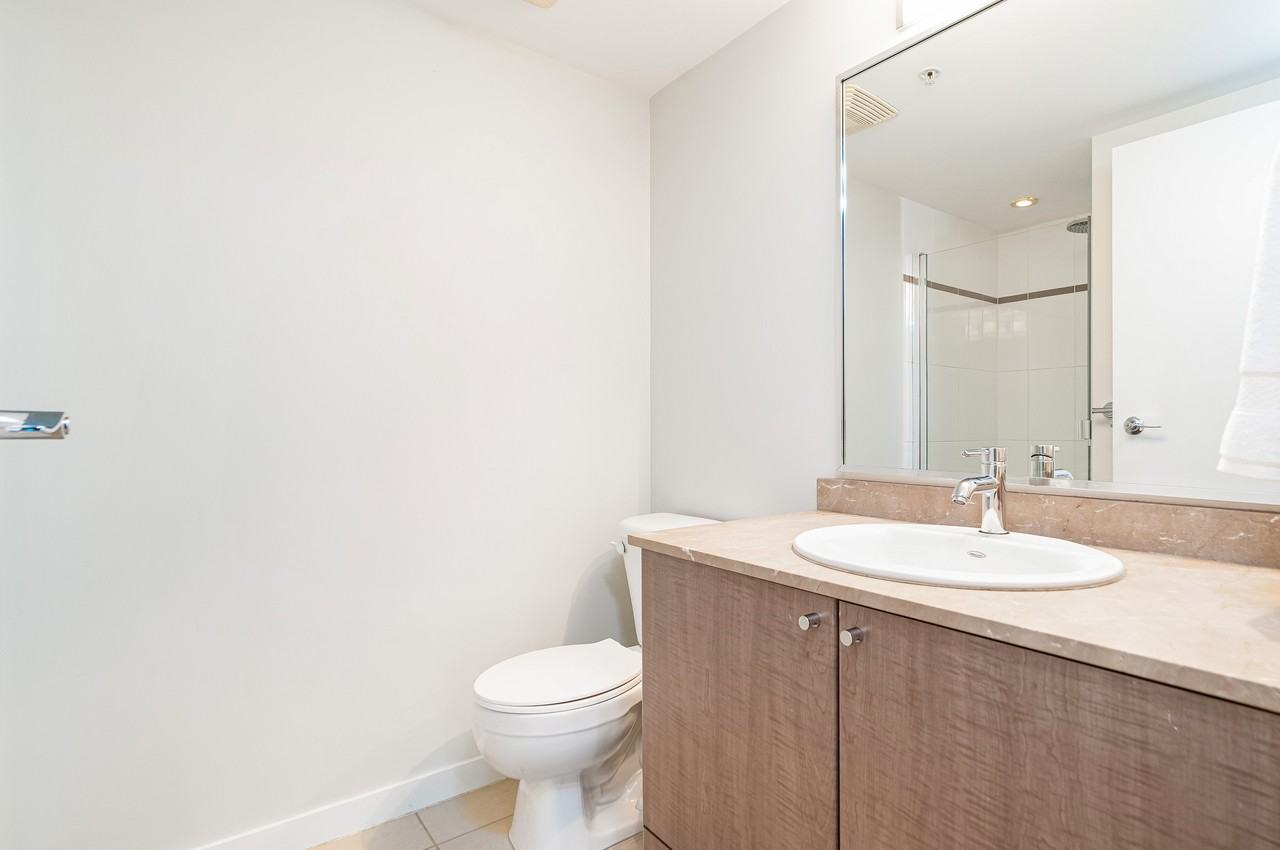 610 Granville Street - Photo 14