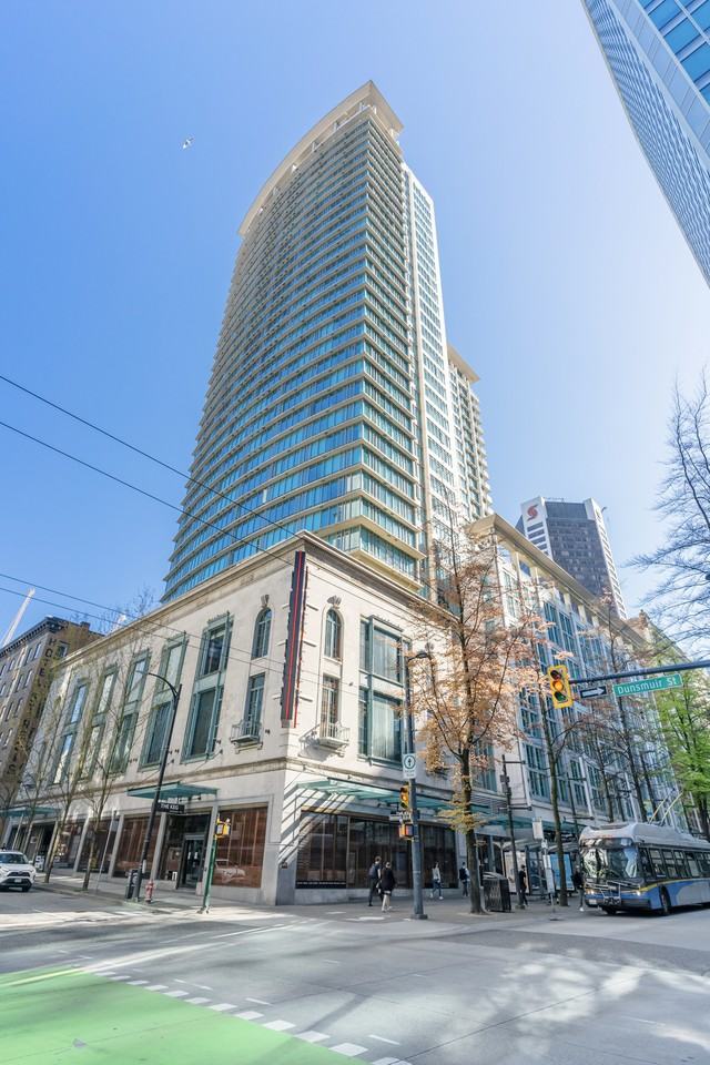 610 Granville Street - Photo 17