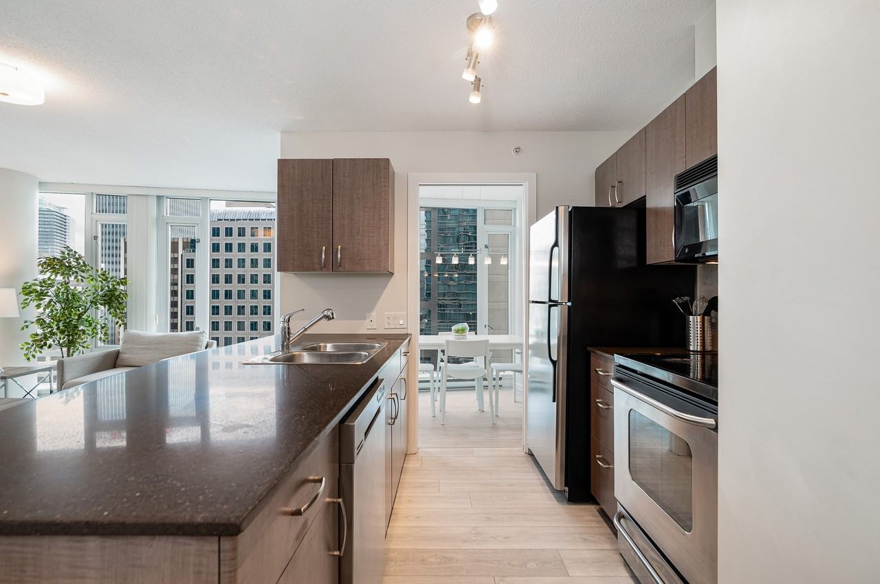 610 Granville Street - Photo 4