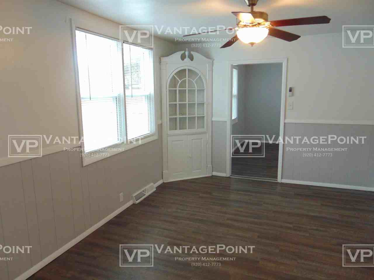 1170 Harvey St - Photo 2 of 11