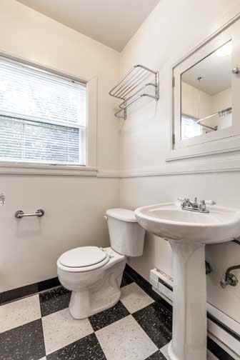 CARMEN APARTMENTS (JAMJ01) - Photo 6 of 12