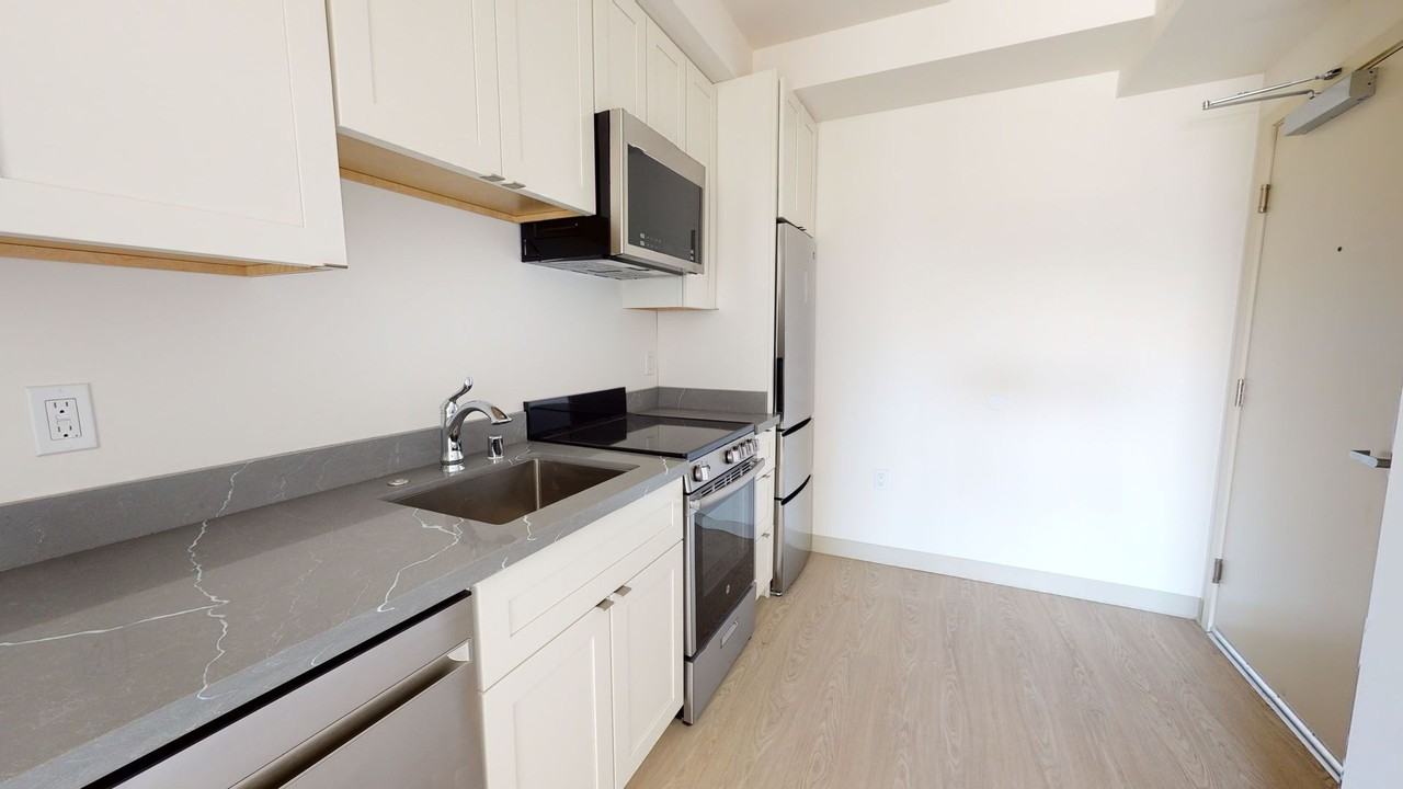 363 6th St - Photo 7 of 36