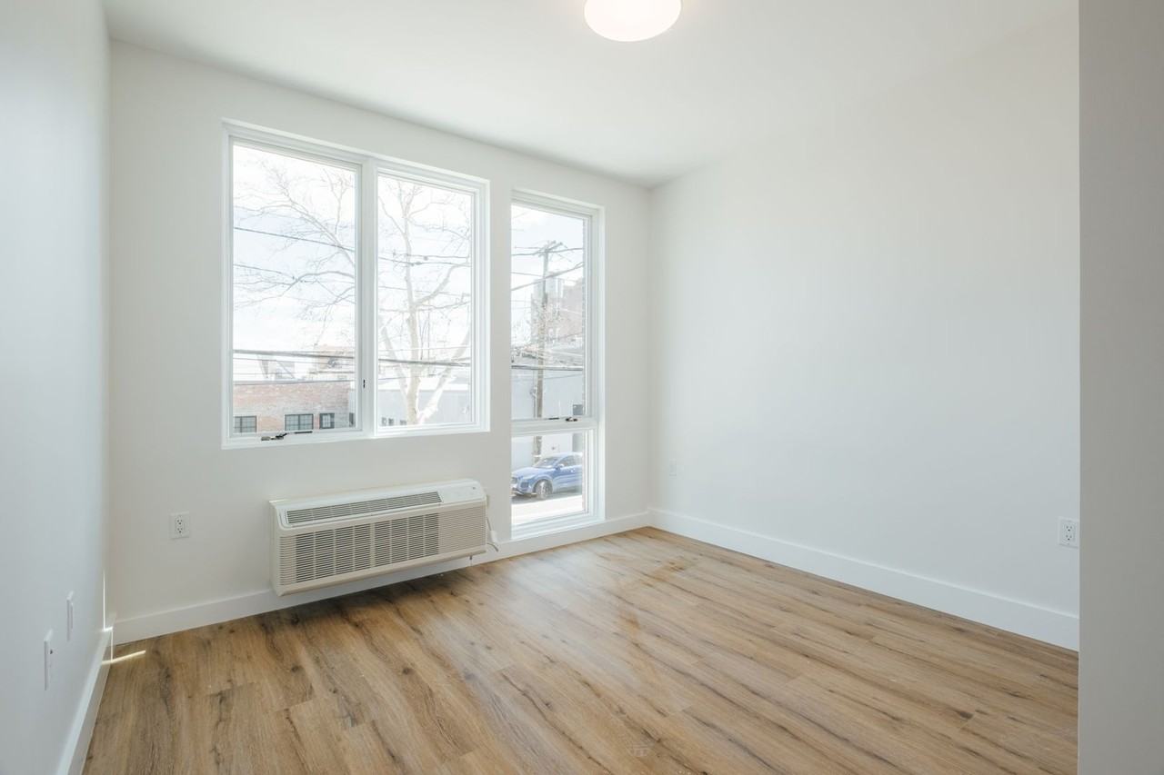 The Lielle | 67 Summer - Photo 3 of 50