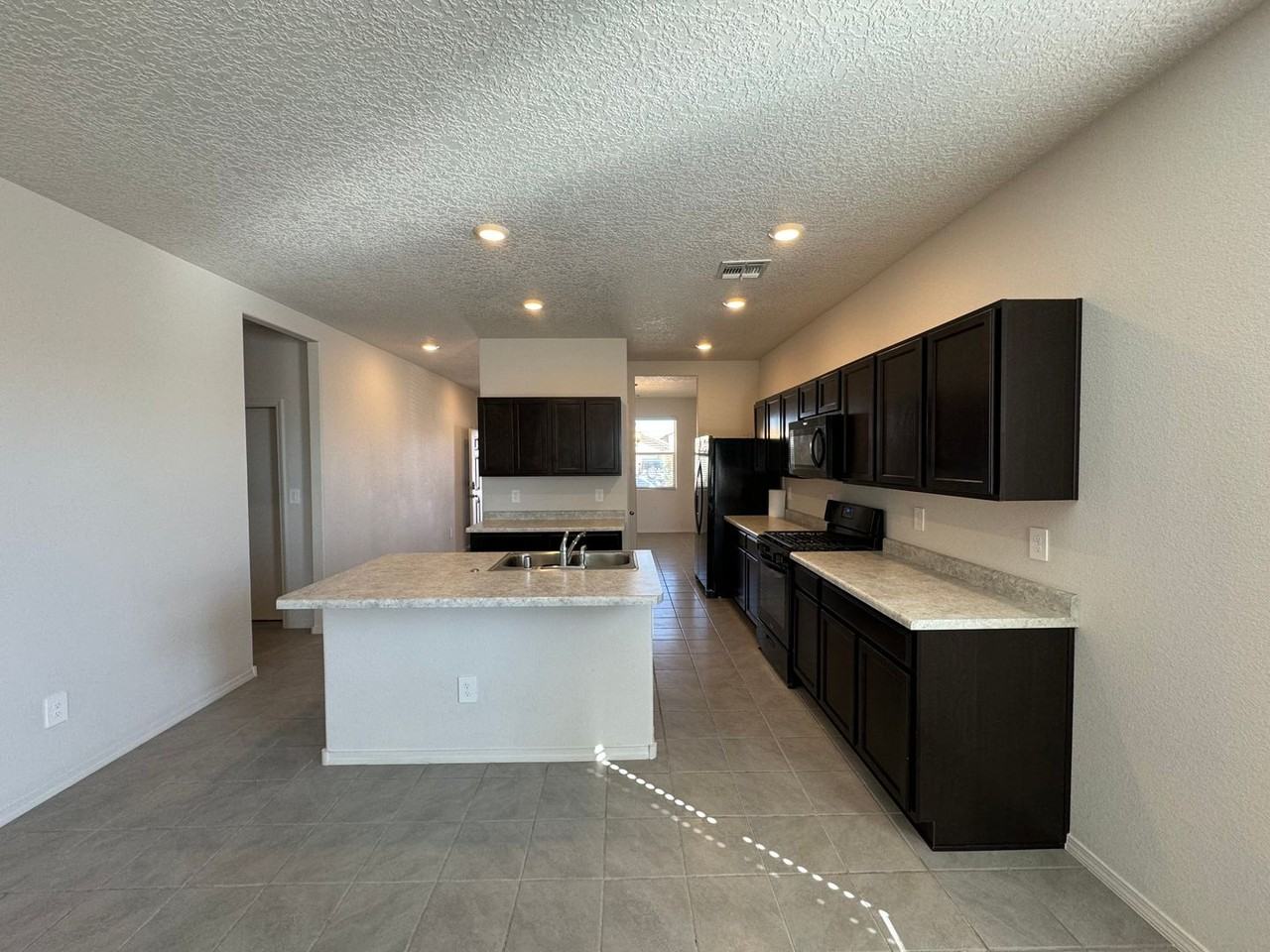 3401 Prairie Sage Street - Photo 7 of 25