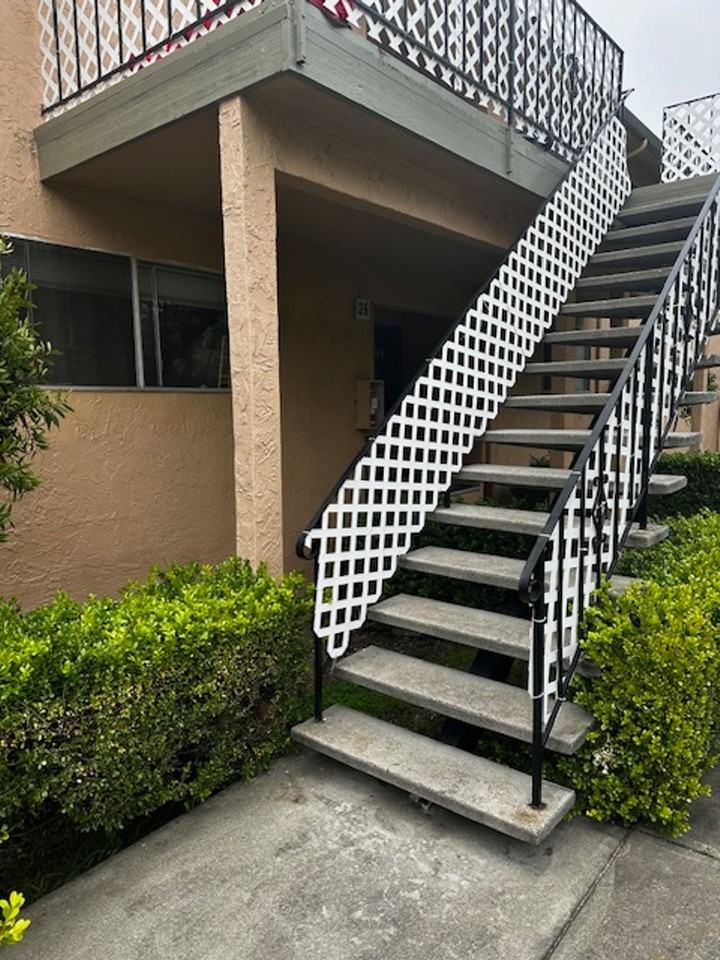 Amber Terrace - Photo 2 of 13