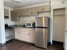 k2627j (Tom) - Photo 1 of 1