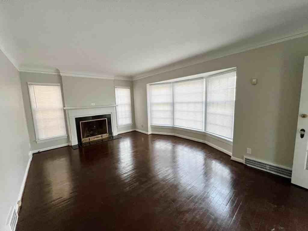 3654 Lynnfield Rd - Photo 2 of 9