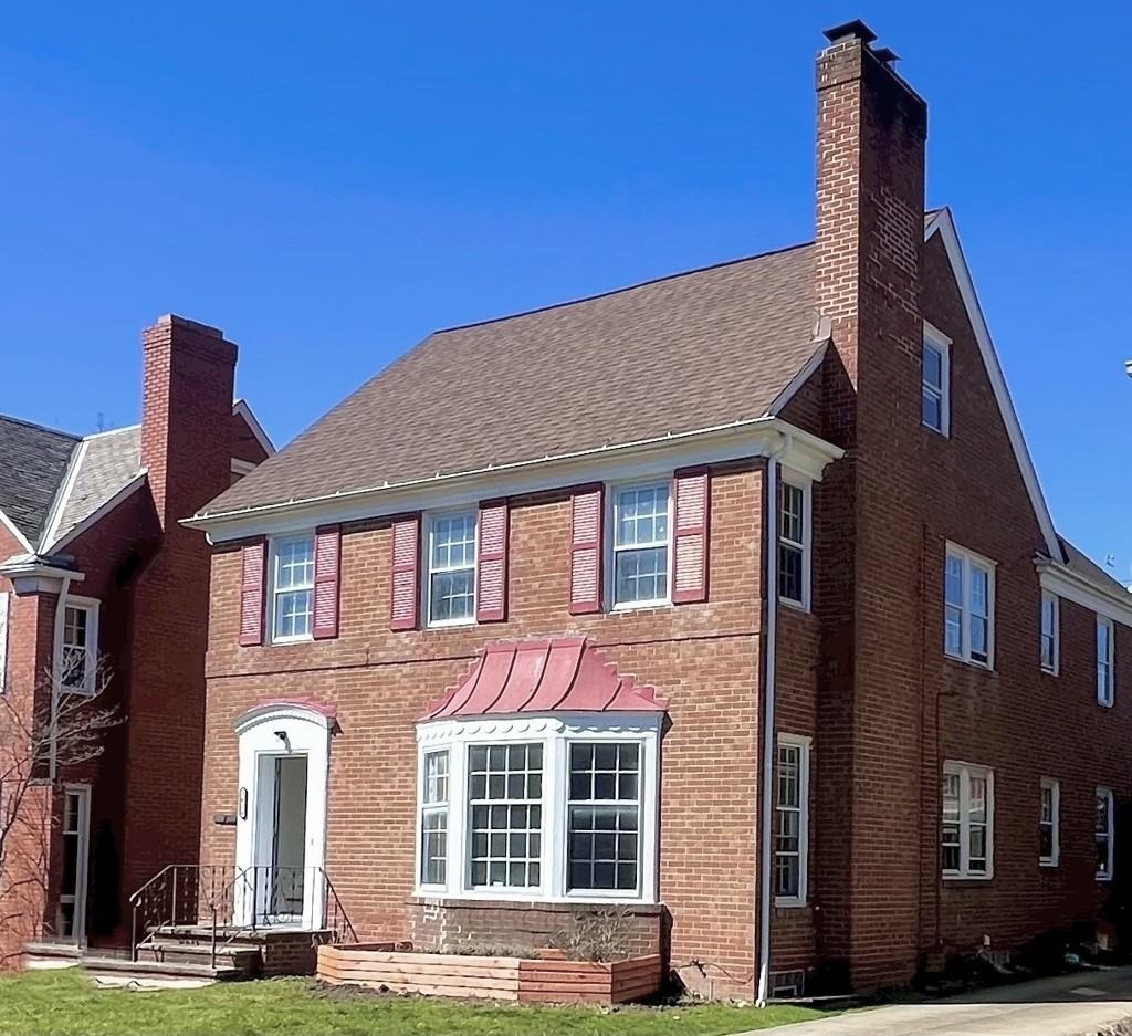 3654 Lynnfield Rd - Photo 3 of 9