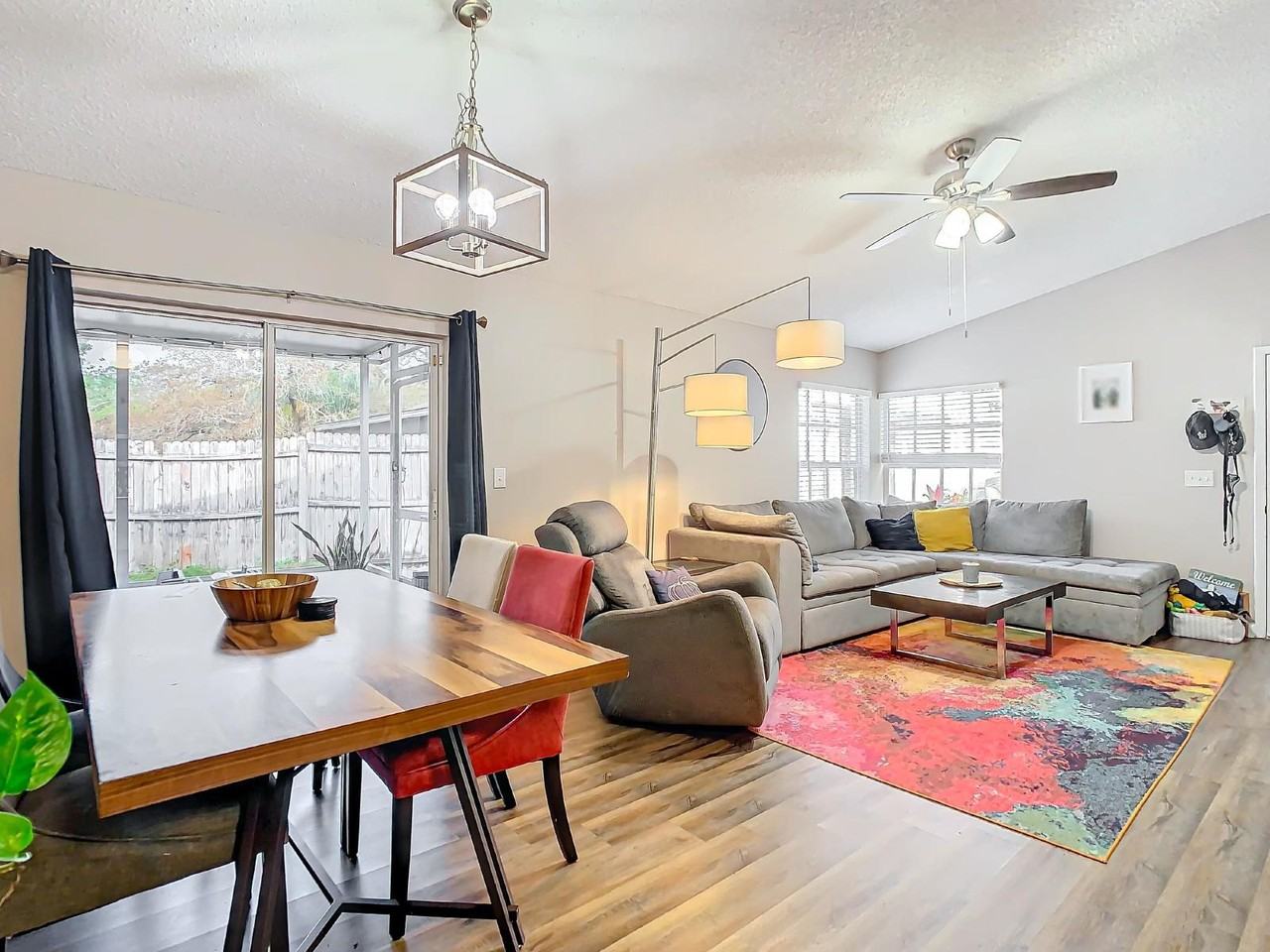 2760 Braham Ct - Photo 7 of 48