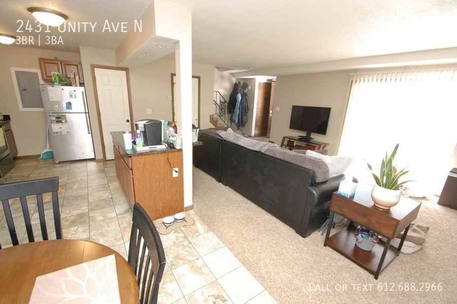 2431 Unity Ave N - Photo 2 of 21