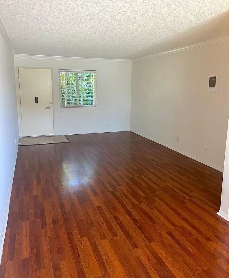 3951 Albatross Street #G - Photo 5 of 15