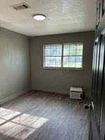 featured image of 905 28th Ave #1