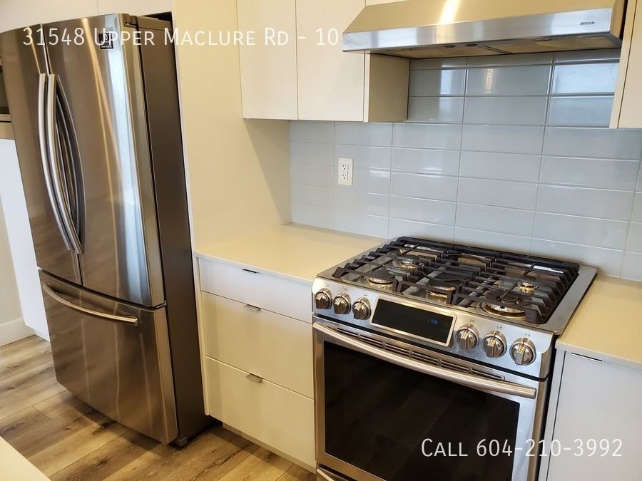 31548 Upper Maclure Rd #10 - Photo 3 of 19