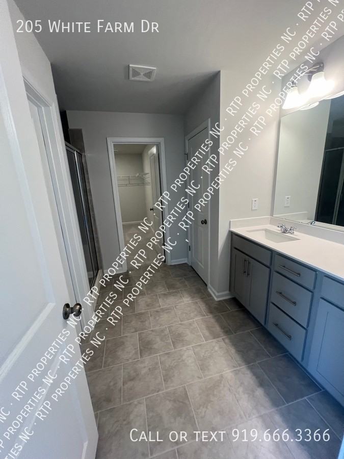 205 White Farm Dr - Photo 2 of 27