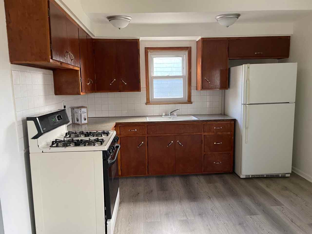 20670 Fuller Ave #DOWN - Photo 5 of 7