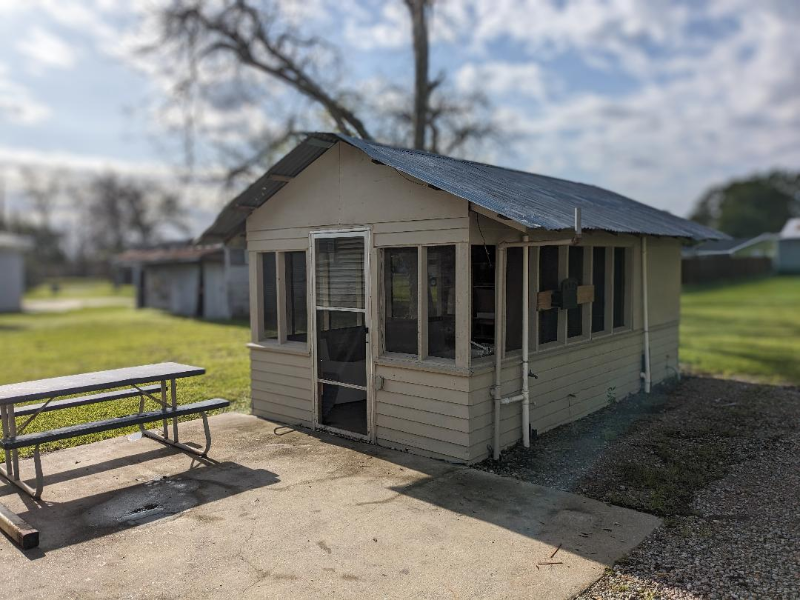 518 E Cedar St - Photo 2 of 15