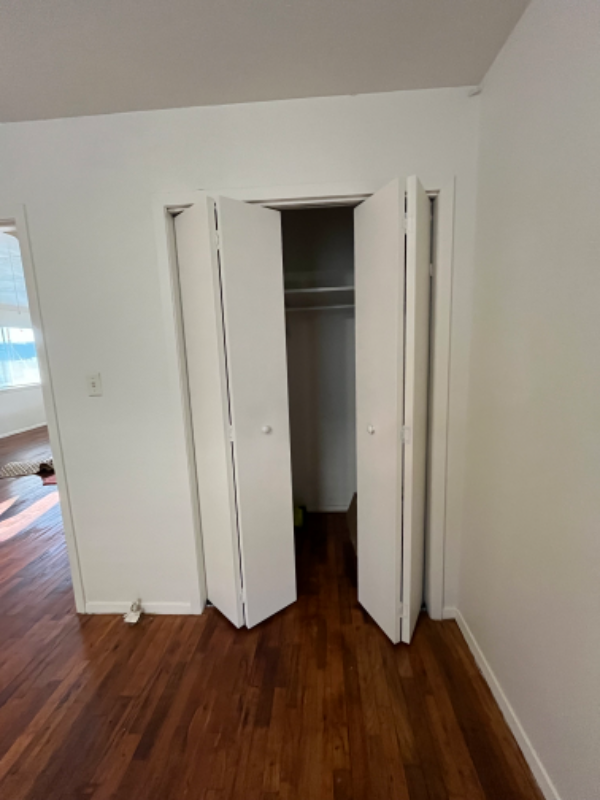 102 East Pecan Street - Photo 6 of 50