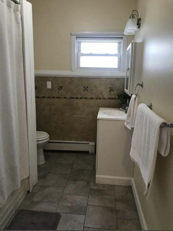 263 Prospect St - Photo 3 of 11