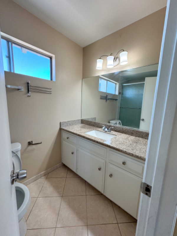 417 W Stevens Ave #D - Photo 3 of 8