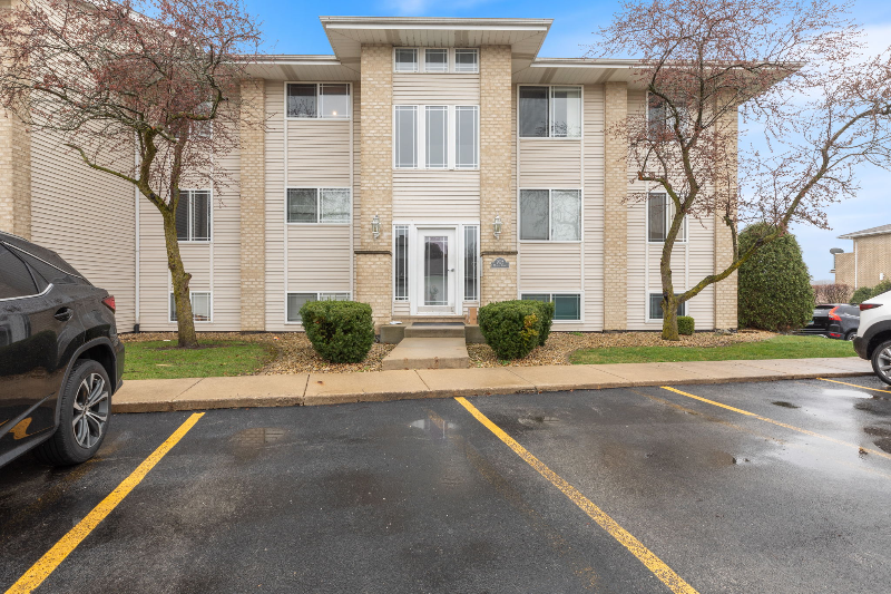 2028 Manico Ct #301 - Photo 2 of 26