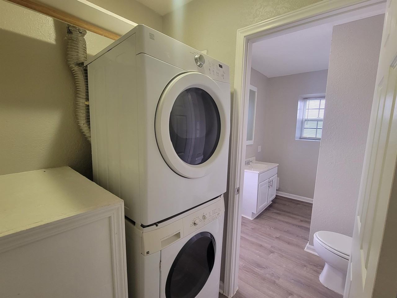 3609 Ave S 1/2 - Photo 7 of 13