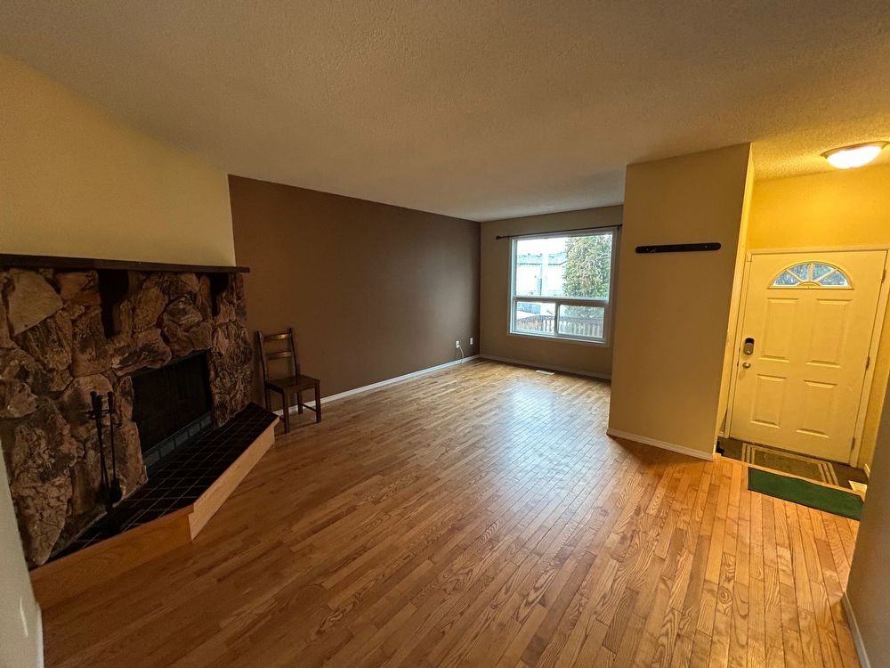 144 Erindale Rd - Photo 2 of 21