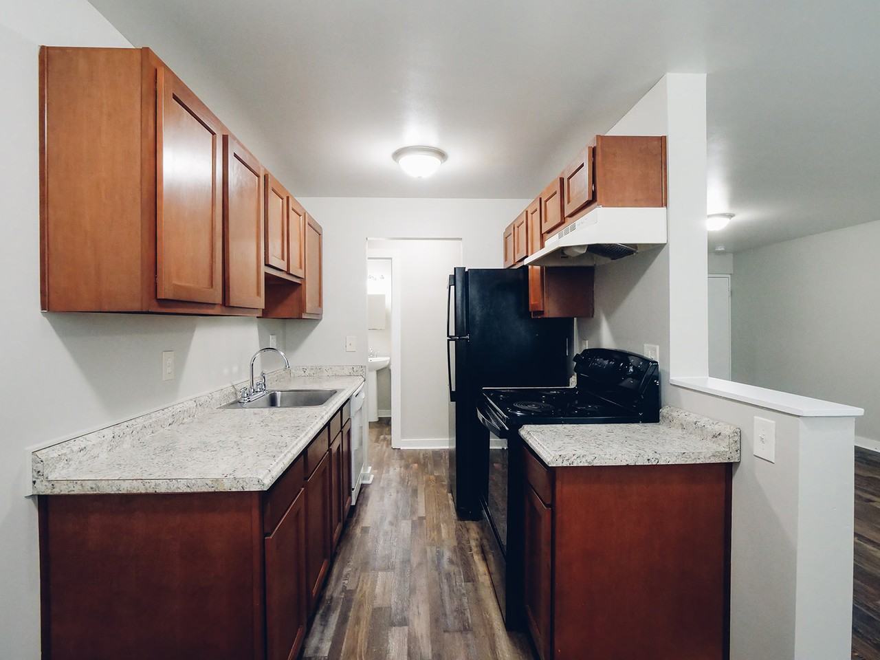 255 Mcgregor Ave #12