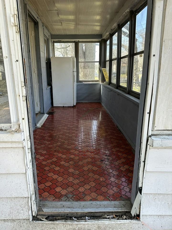 1418 West Butler Street - Photo 6 of 7