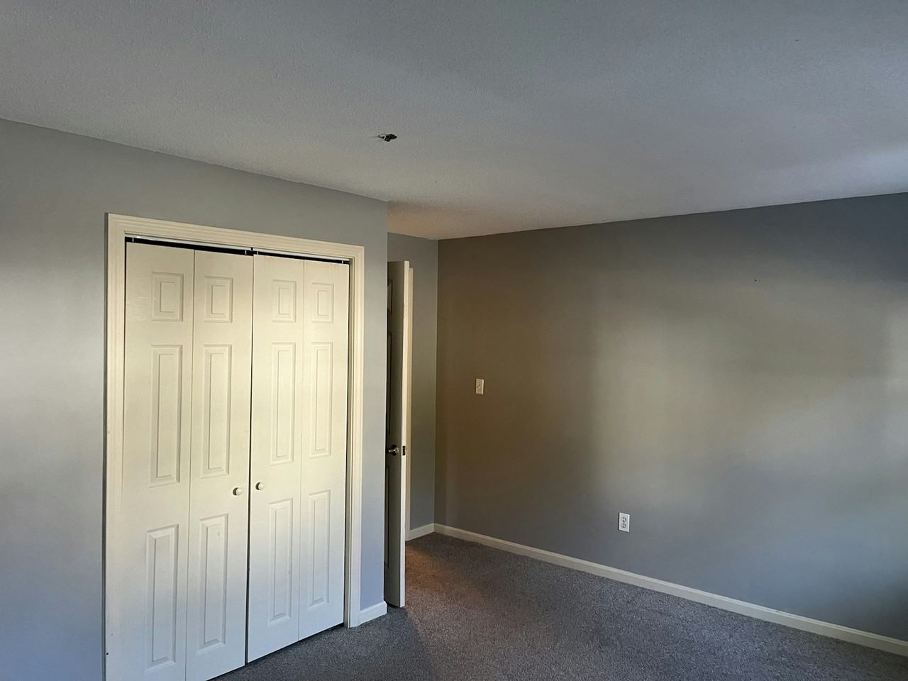 9 Davis Farm Road, Unit 17 - Photo 2 of 12