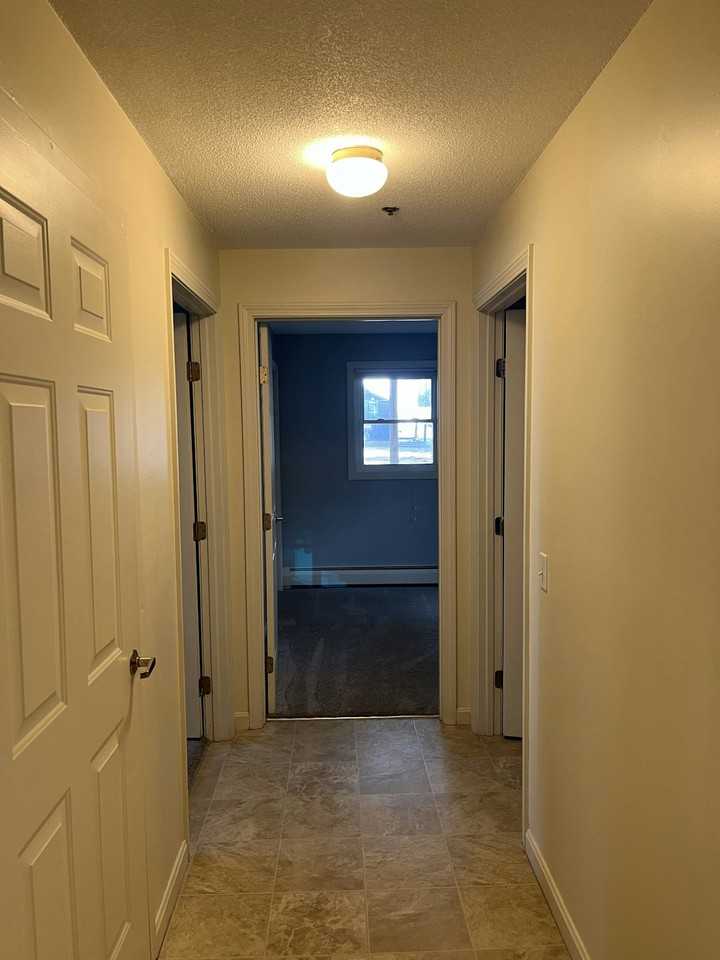 9 Davis Farm Road, Unit 17 - Photo 4 of 12