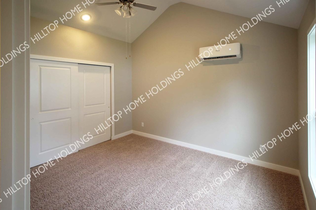 73 Hilltop Rd #73 - Photo 4 of 11