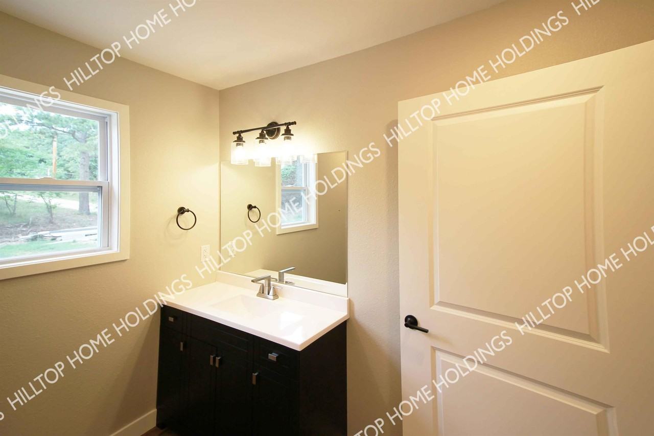 73 Hilltop Rd #73 - Photo 6 of 11