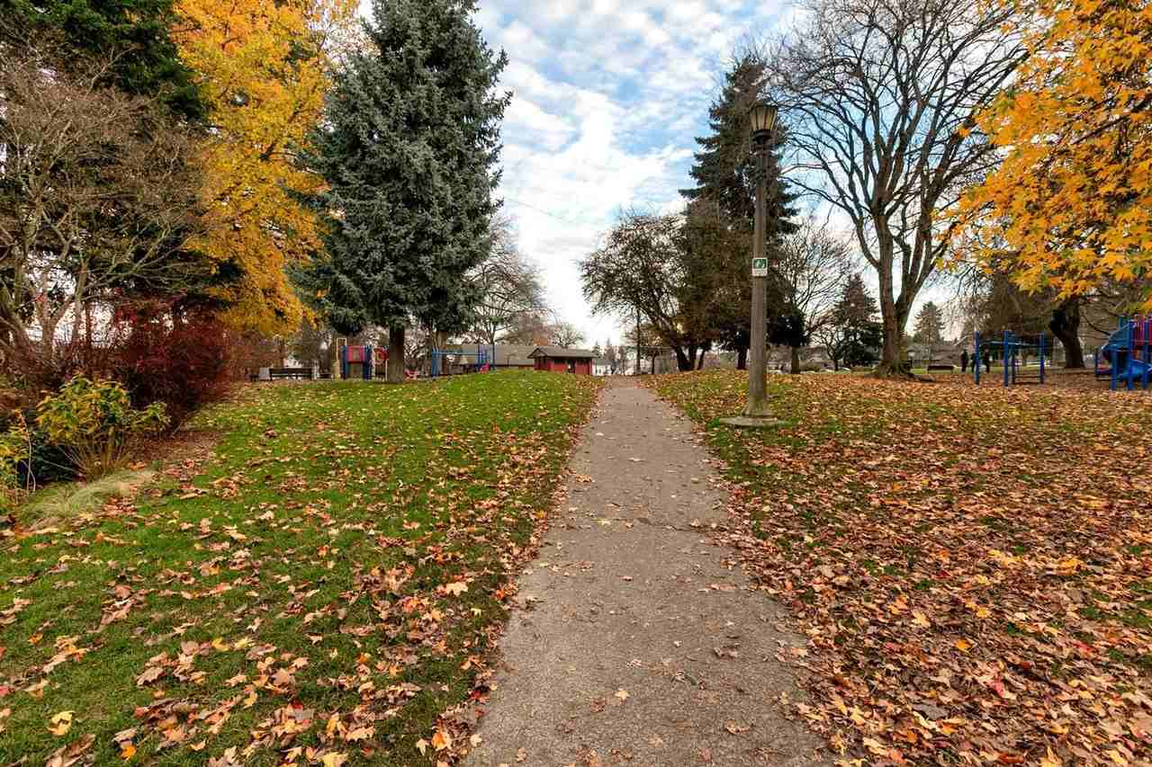 QUEEN ANNE APARTMENTS (SEVA01) - Photo 4 of 30