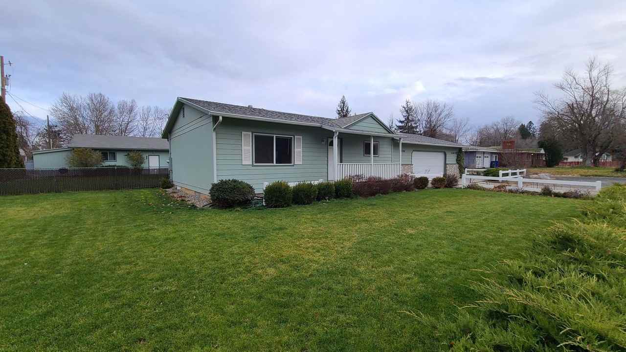 10104 N Wellen Ln - Photo 3 of 25