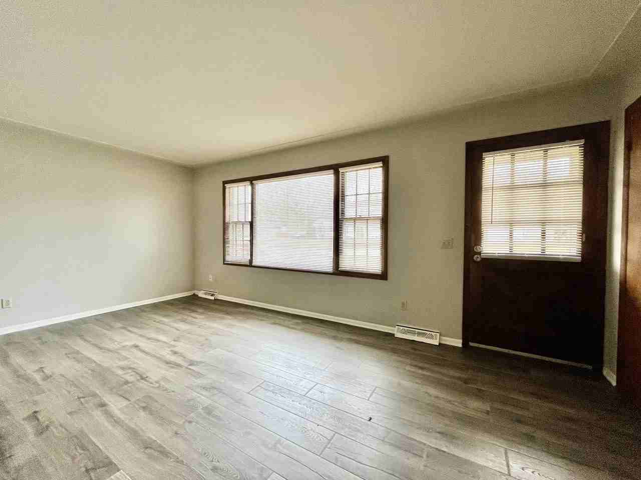 36th St 1927/1929 - Photo 2 of 11