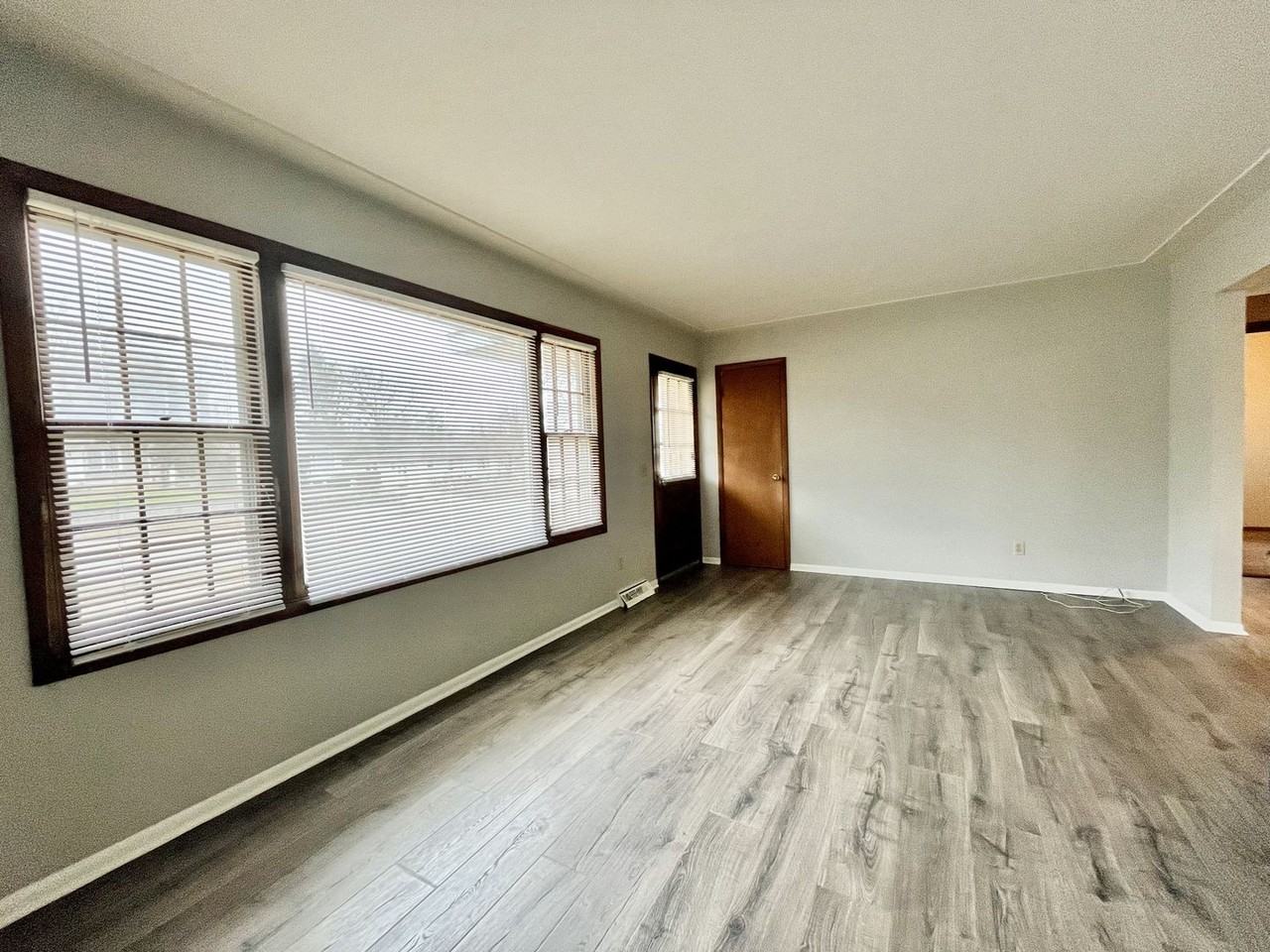 36th St 1927/1929 - Photo 3 of 11